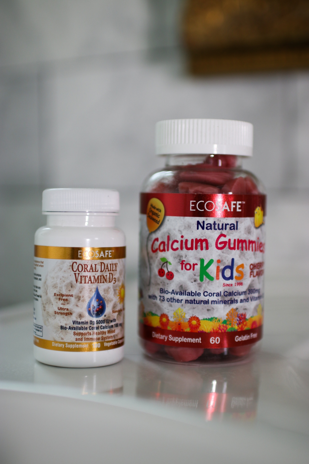 Coral Daily Vitamin D3 Vitamins and ECOSAFE Natural Calcium Gummies for Kids