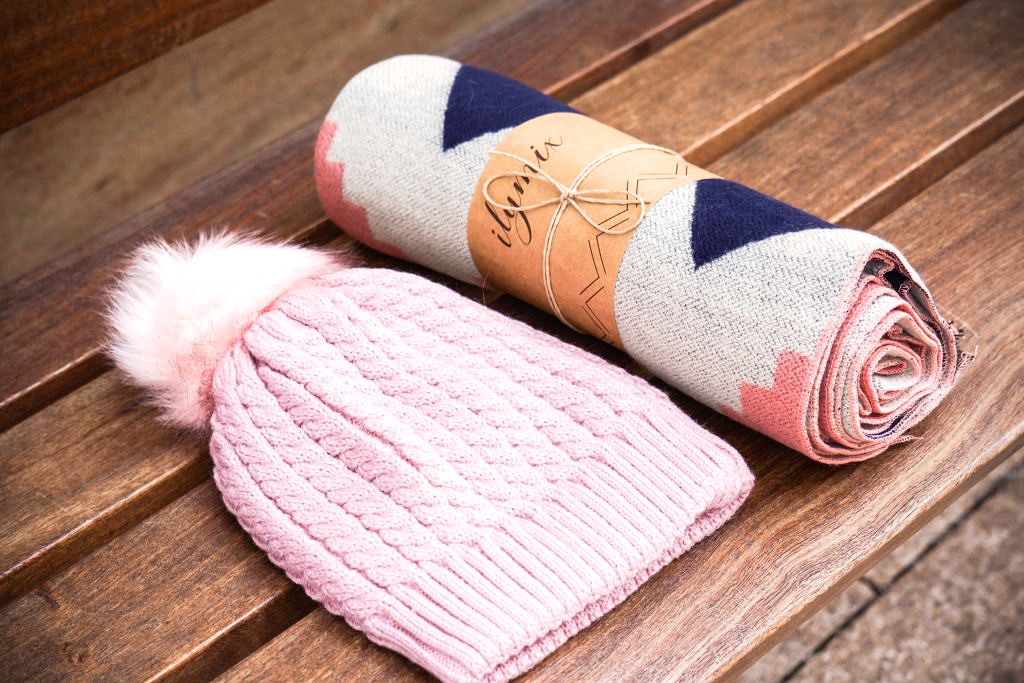 Debbie Savage of To Thine Own Style Be True Loves IlyMix's Blanket Scarf and Beanie + Plus Enter to Win $350 Worth of Derma MD Skincare