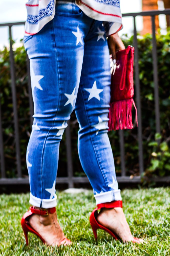 Debbie Savage of To Thine Own Style Be True Shares Her Patriotic Style for the 4th of July 