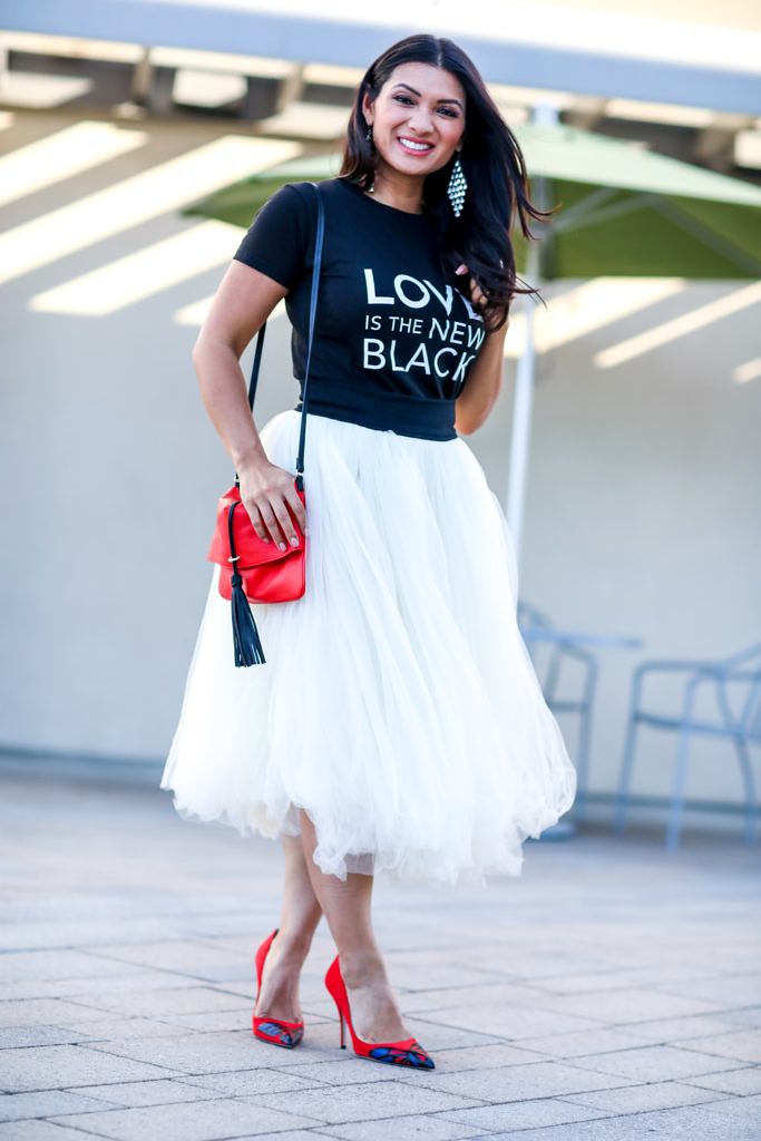 Debbie Savage | Fashion and Lifestyle Blog | Love Is The New Black T-Shirt + $500 Nordstrom Giveaway