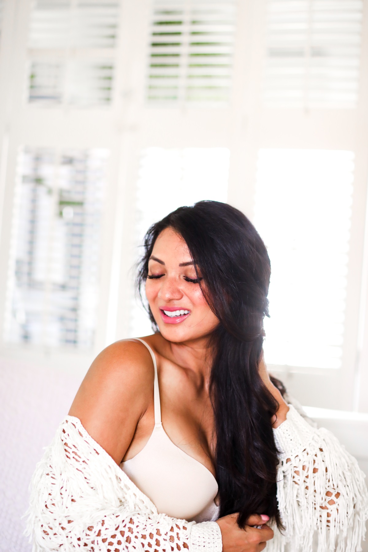 Upbra: The Perfect Push-Up Bra for Small & Big Breasts | Perfect T-Shirt Bra | Debbie Savage Orange County Fashion Blogger To Thine Own Style Be True