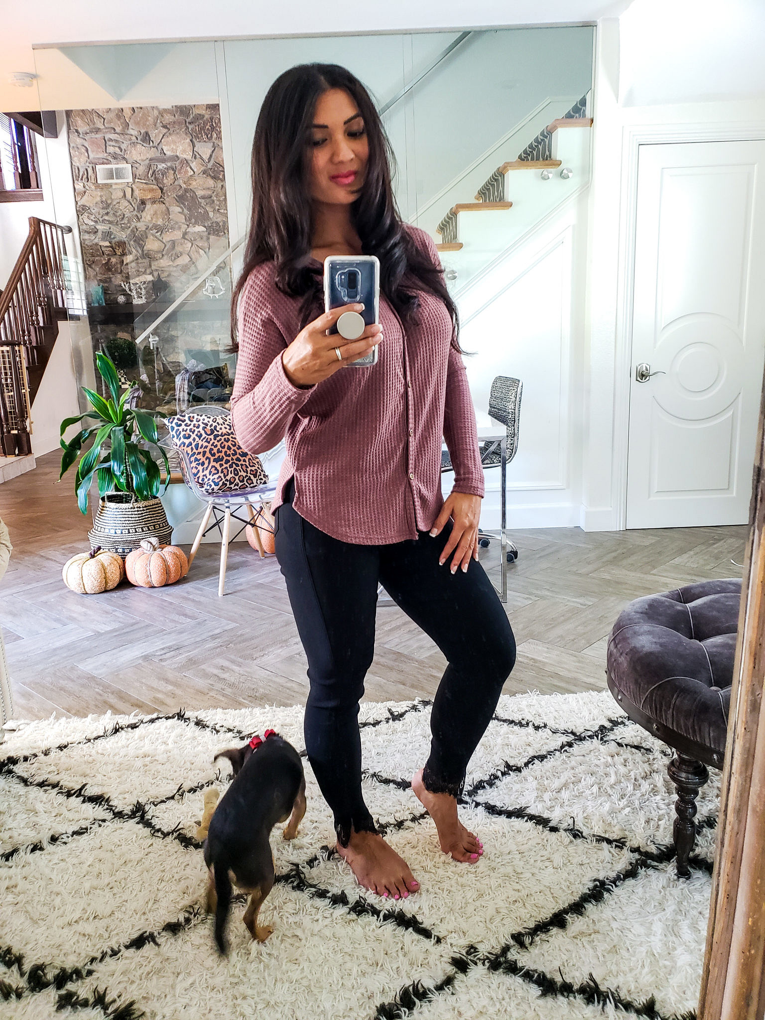 Looking for the perfect clothing? Orange County Blogger Debbie Savage is sharing her current favorite clothing with this Amaryllis Apparel Try-On, click to see it here!