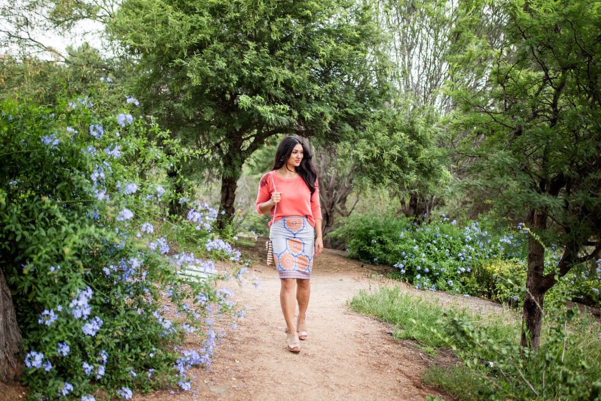 Curious what fall trends you need to try? Orange County Blogger Debbie Savage is sharing one of falls biggest trends - tribal print and why you need to try it ASAP! 