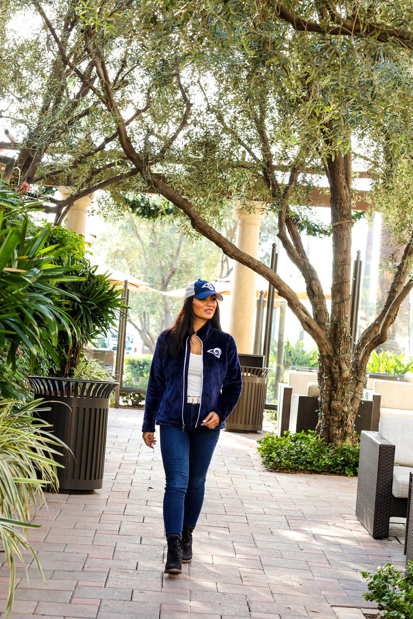 Bookmark this post ASAP if you know someone who is a MAJOR football lover. Orange County Blogger Debbie Savage is sharing her top NFL Apparel pieces to give to any football lover this playoff season. Click to see them HERE!