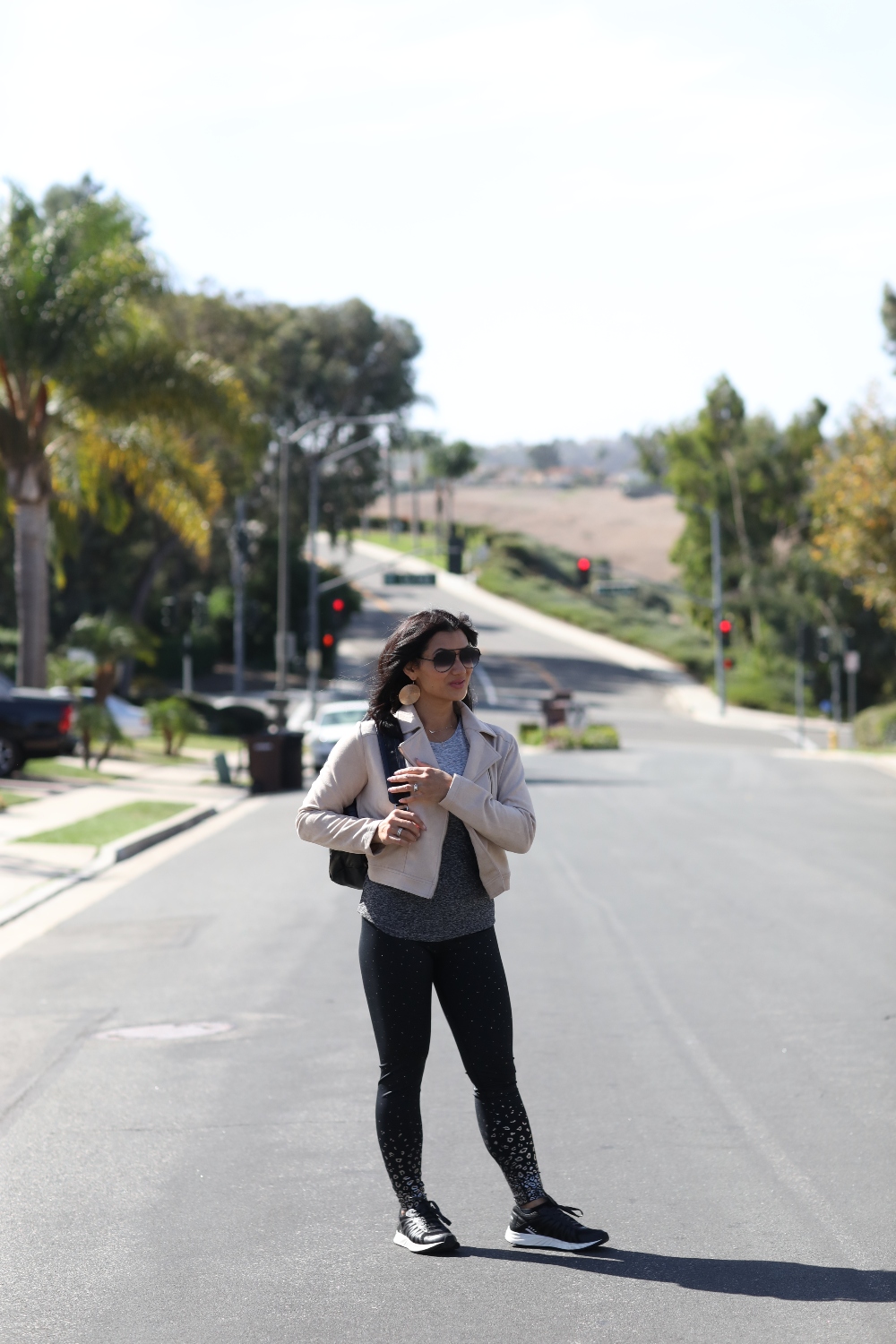 Looking for the best athleisure wear ever? Orange County Blogger Debbie Savage is sharing her favorite athleisure wear from peach clothing. See it here!